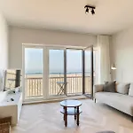 Beachview - Splendid 220 *