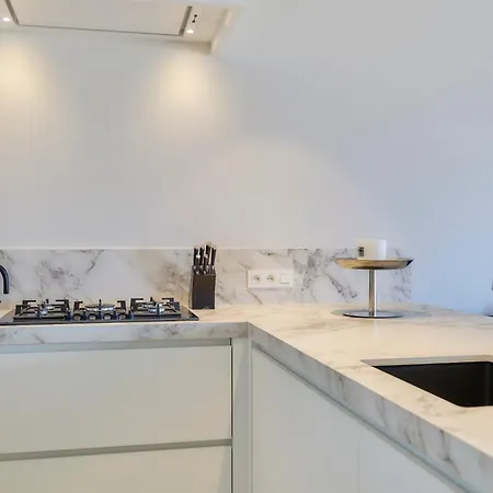 アパート Lecomte *