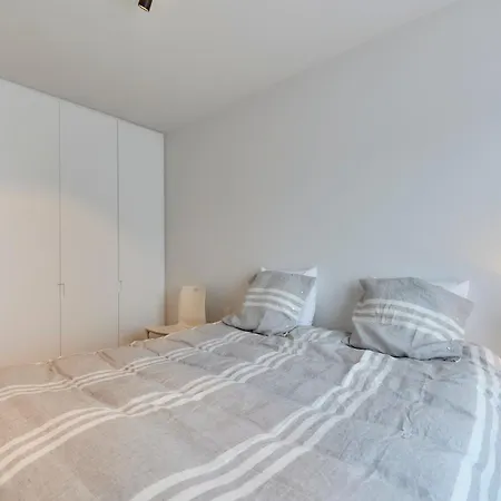 アパート Lecomte *